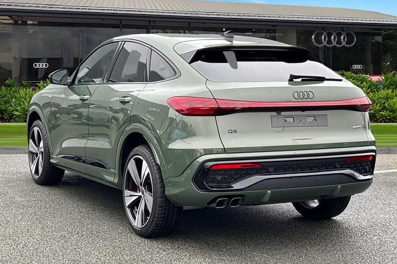 New Audi Q5 Sportback Design 2026 Green SUV