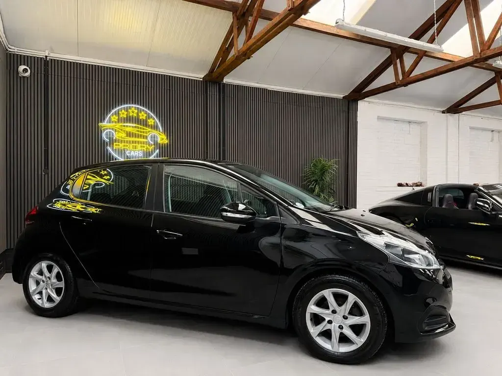 Used Peugeot 208 Active 2015 Black Hatchback
