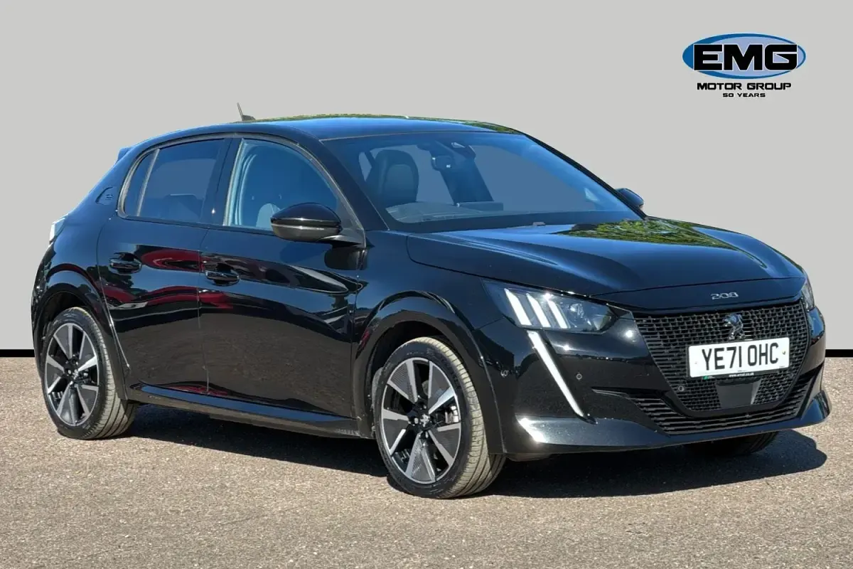 Second-hand Peugeot e-208 GT 100 kW (136 CP) 2021 Negru Hatchback