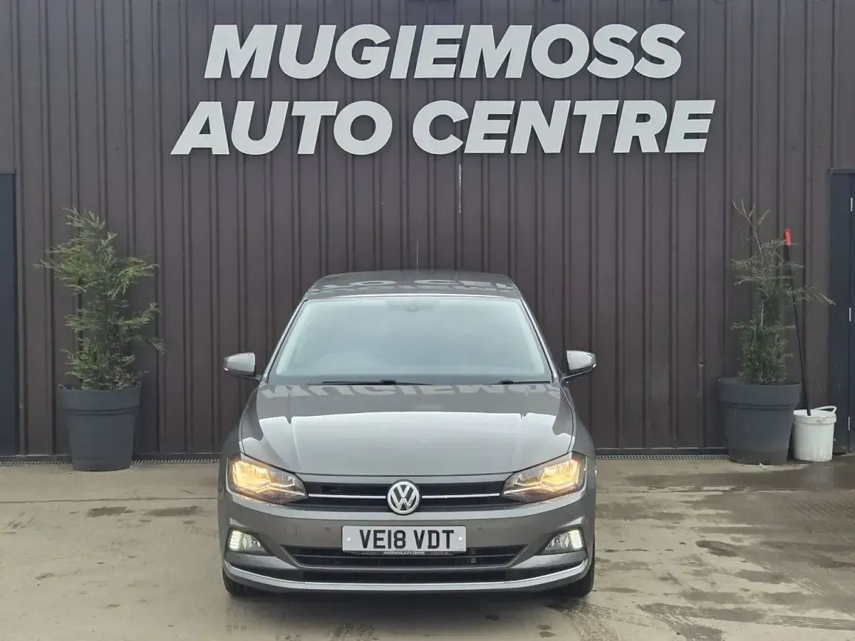 Used VW Polo SEL 95 HP (69 kW) 2018 Grey Hatchback