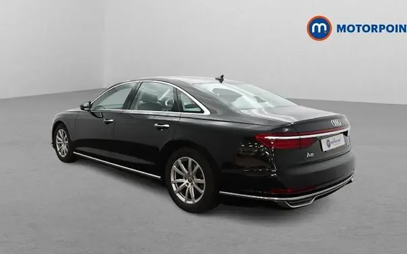 Used Audi A8 286 HP (210 kW) 2019 Black Sedan