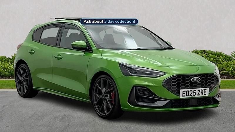 Used Ford Focus ST 280 HP (205 kW) 2025 Green Hatchback