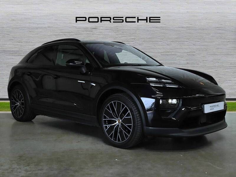 Jet black metallic New 2024 Porsche Macan 4 Electric SUV | £74,000 - Image 1/4