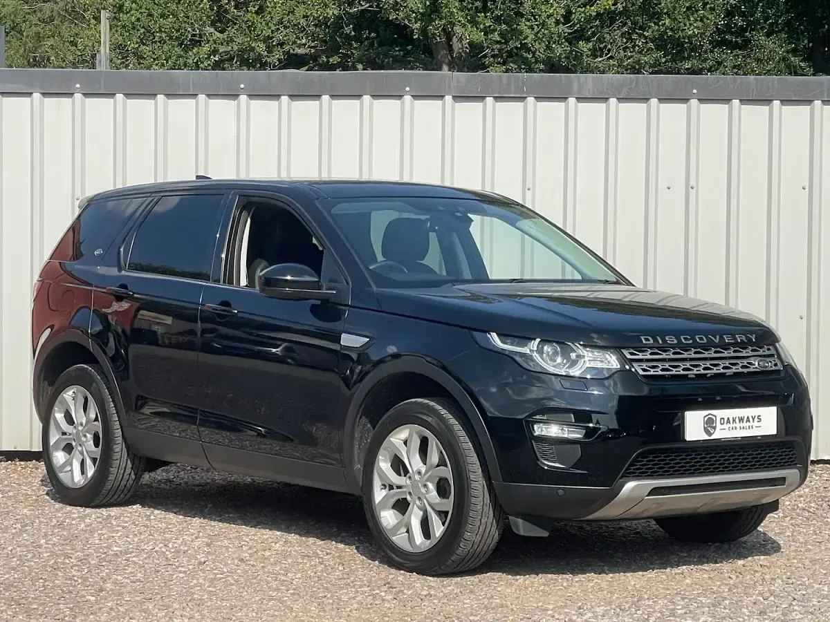 Used Land Rover Discovery 5 HSE 2018 Black SUV