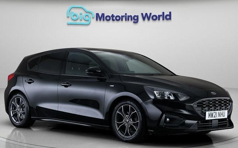 Used Ford Focus ST-Line 120 HP (88 kW) 2021 Black Hatchback
