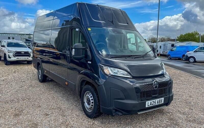 Used Citroën Relay 140 HP (102 kW) 2025 Grey Van