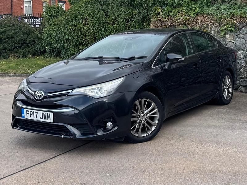 Used Toyota Avensis Business Edition 112 HP (82 kW) 2017 Black Sedan