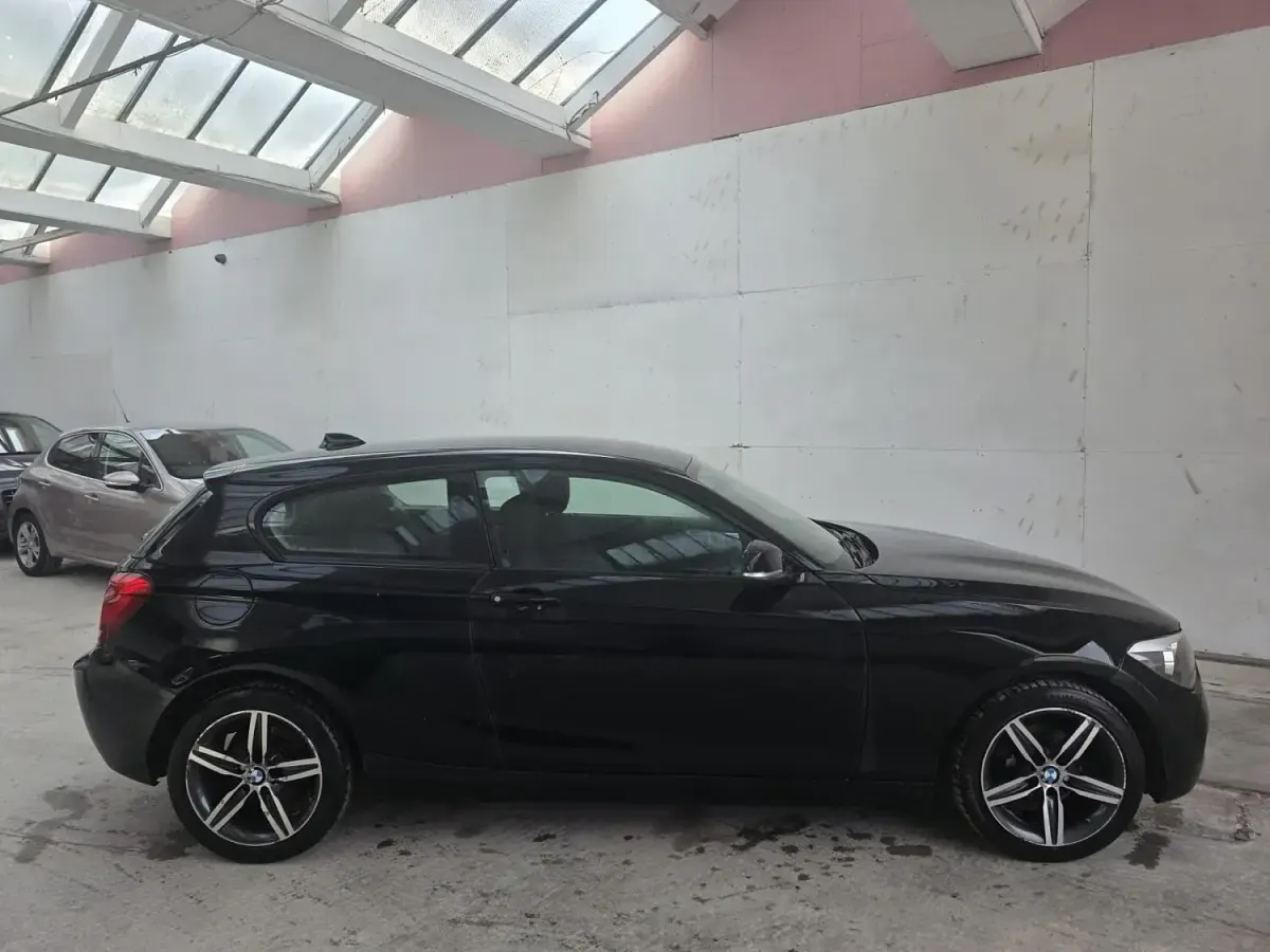 Used BMW 116 Sport Line 2014 Black Hatchback