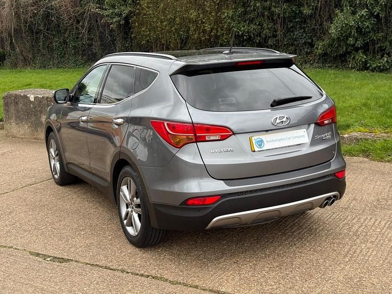 Used Hyundai Santa Fe Premium SE 194 HP (142 kW) 2013 Silver SUV
