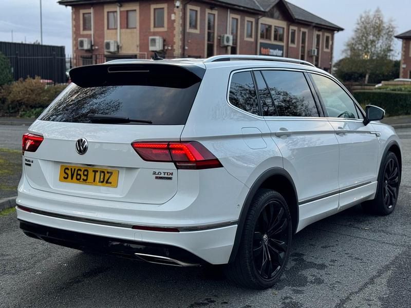 Used VW Tiguan Allspace R-line 190 HP (139 kW) 2019 White SUV
