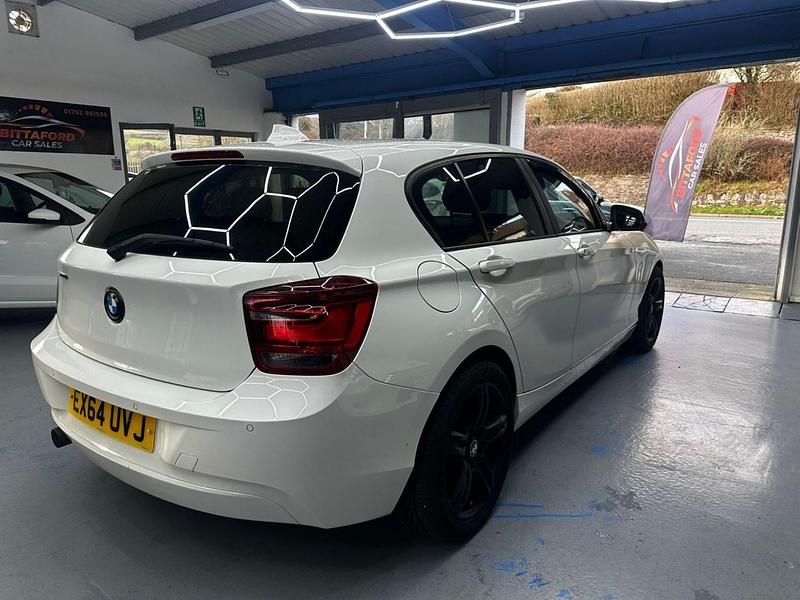 Used BMW 120 Comfort Edition 2014 White Hatchback