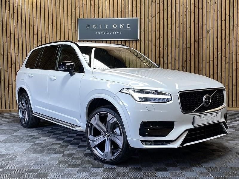 Crystal white Used 2020 Volvo XC90 R-Design Pro SUV | £29,900 (Good price) - Image 1/3