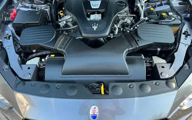 Used Maserati Ghibli 349 HP (256 kW) 2019 Grey Sedan