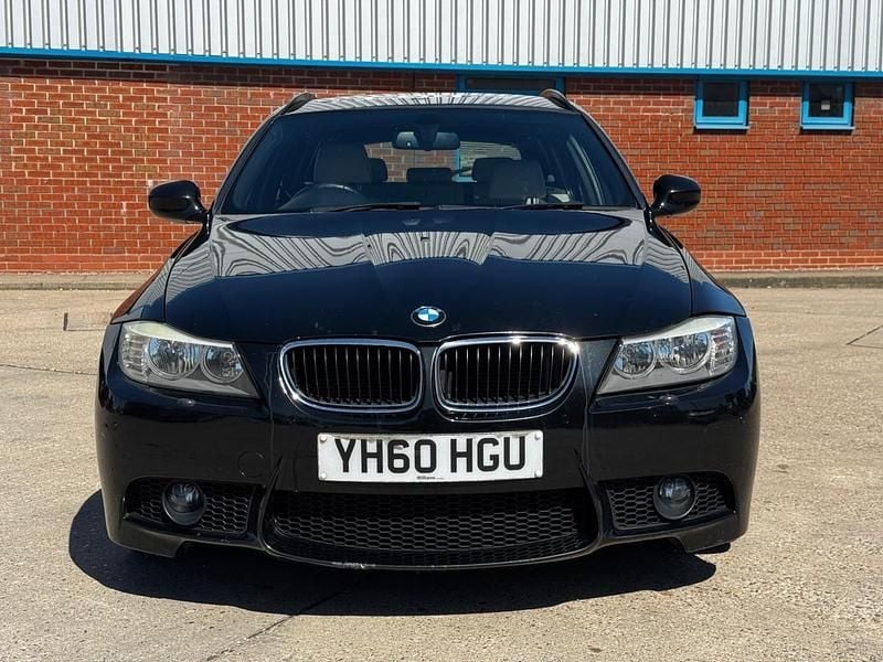 Begagnad BMW 320 M Sport 2010 Svart Kombi