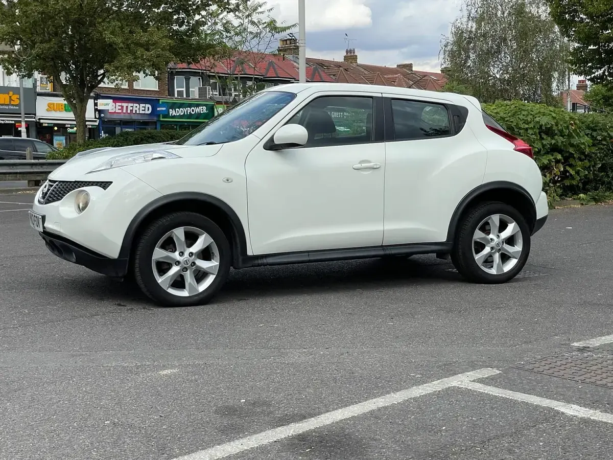 Used Nissan Juke Acenta 2012 White SUV