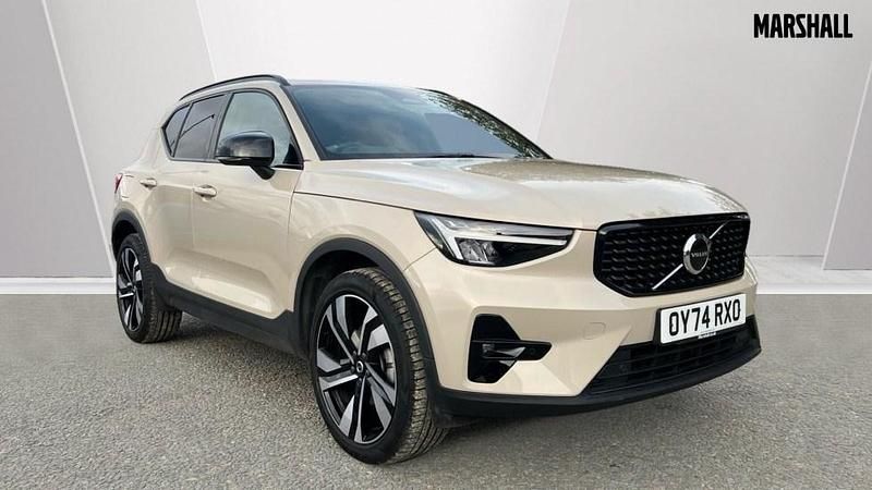 Used Volvo XC40 Plus 197 HP (144 kW) 2024 Sand dune SUV