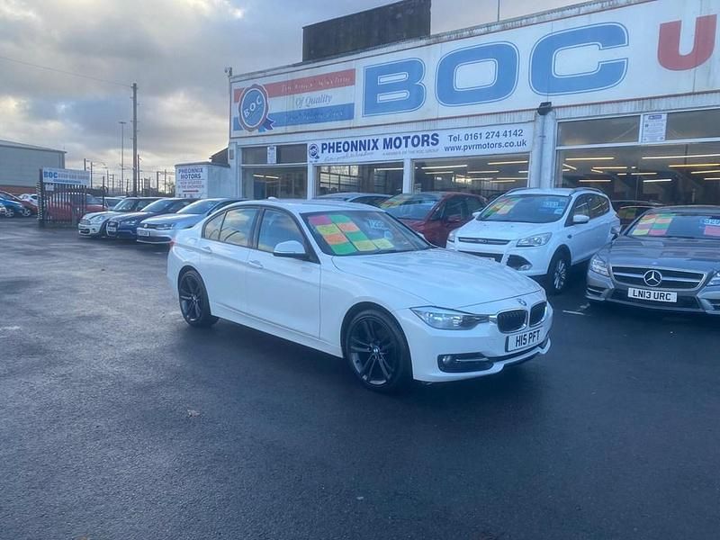 Used BMW 318 Sport Line 2014 White Sedan