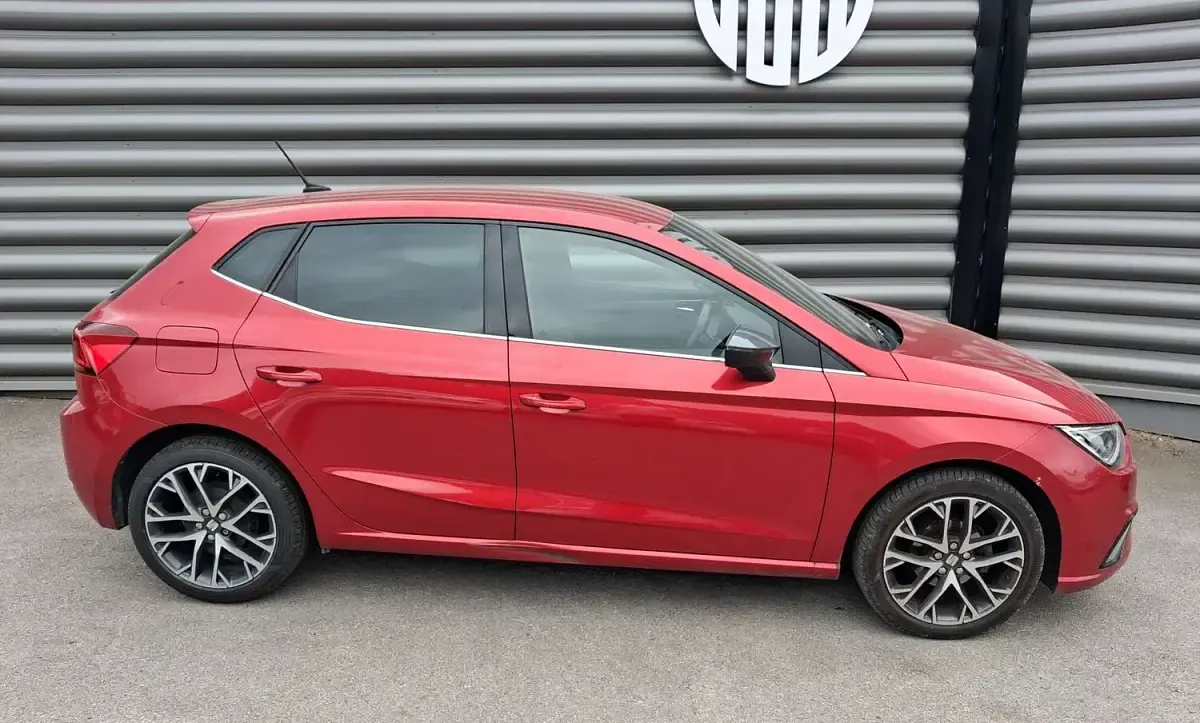 Used Seat Ibiza XCELLENCE Lux 94 HP (69 kW) 2022 Red Hatchback