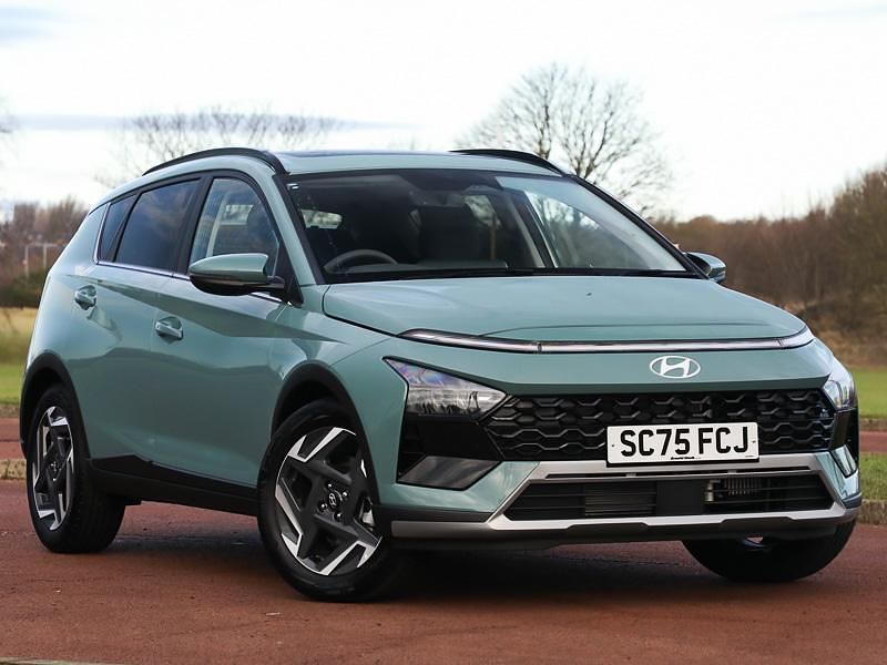 Premium pearlescent mangrove green New 2025 Hyundai Bayon Ultimate SUV | £19,998 (Fair price) - Image 1/4