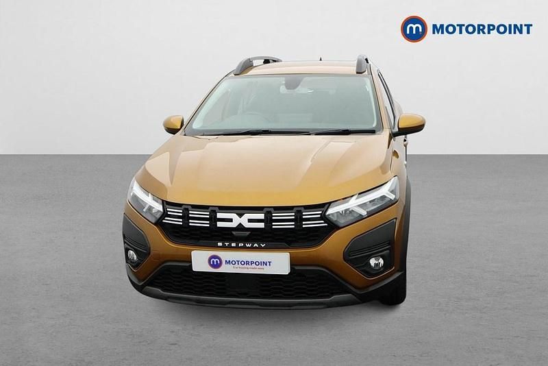 Used Dacia Sandero Expression 2023 Orange Hatchback