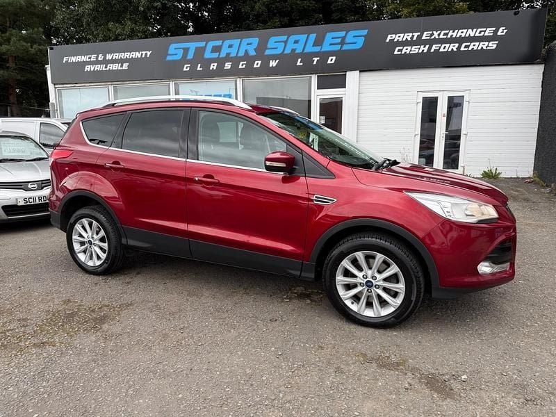 Red Used 2015 Ford Kuga Titanium SUV | £5,995 (Super price) - Image 1/4