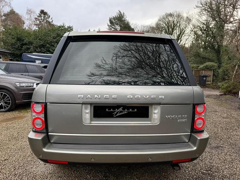 Used Land Rover Range Rover Vogue SE 315 HP (231 kW) 2010 Gold SUV