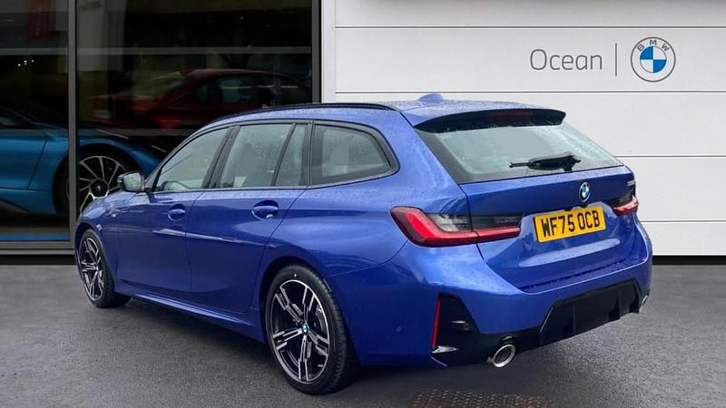 Usado BMW 320 M Sport 181 HP (133 kW) 2025 Azul Carrinha