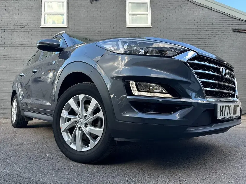 Used Hyundai Tucson SE 132 HP (97 kW) 2020 Grey SUV