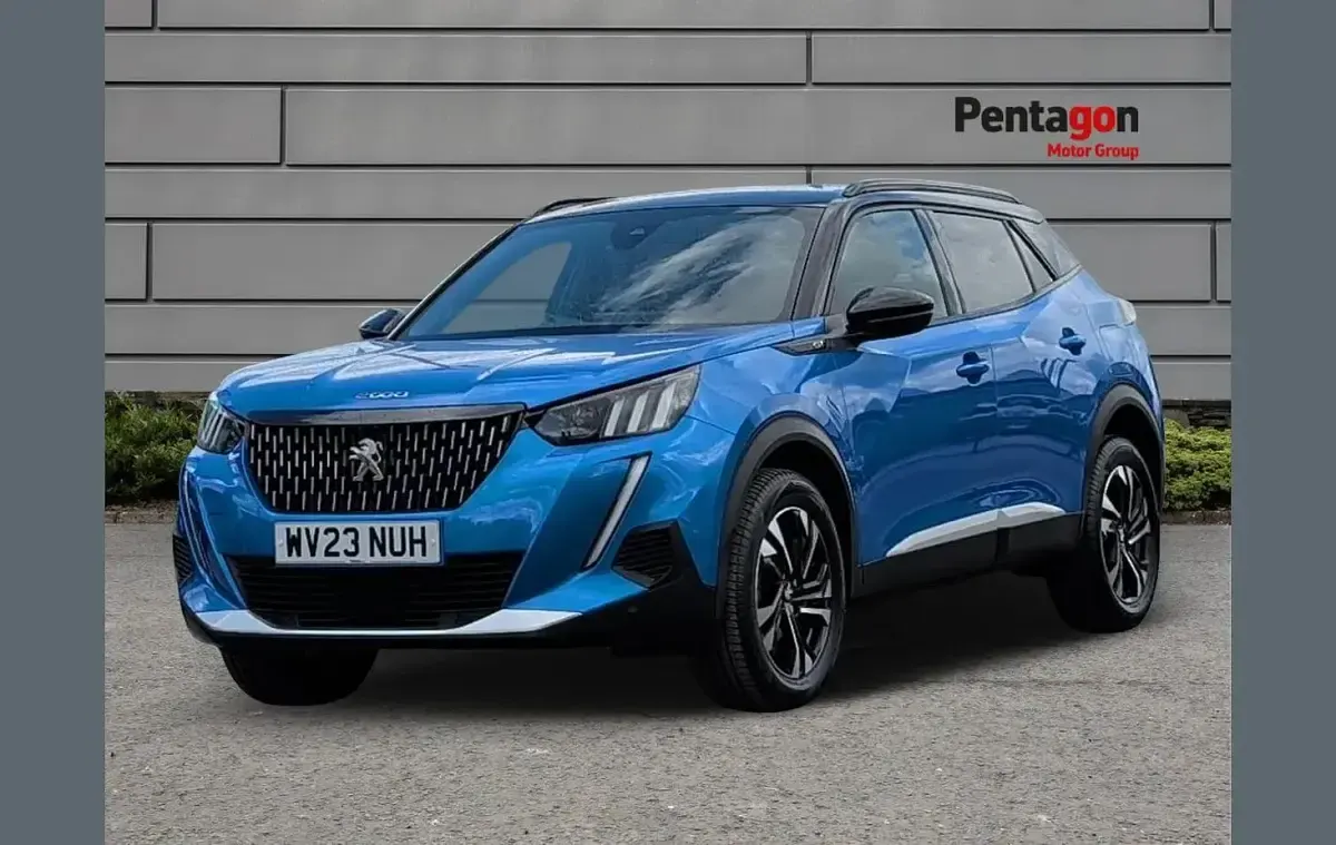 Usado Peugeot 2008 GTi 128 CV (94 kW) 2023 Azul SUV