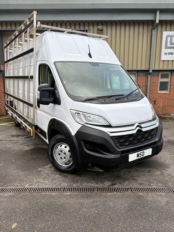 White Used 2021 Citroën Relay Van | £12,995 (Good price) - Image 1/4
