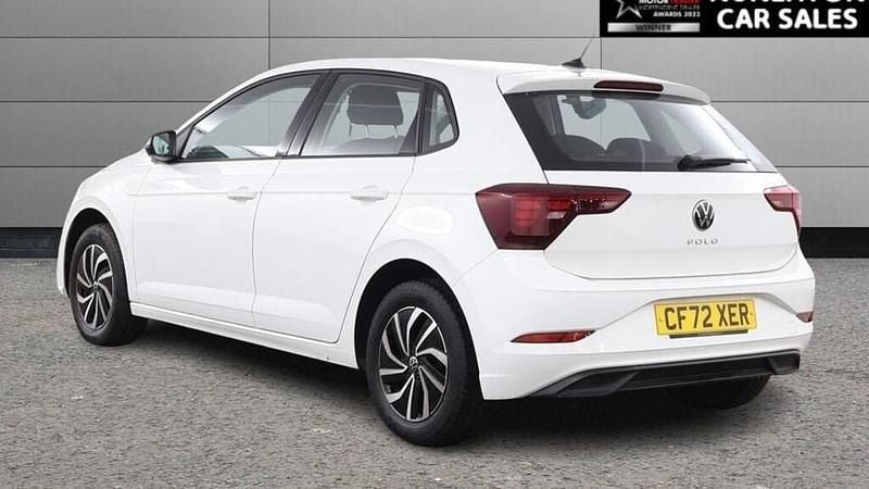 Used VW Polo Life 80 HP (58 kW) 2023 White Hatchback