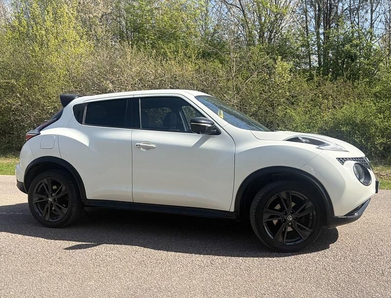 Used Nissan Juke Tekna 115 HP (84 kW) 2017 White SUV