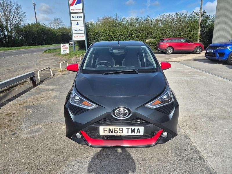 Used Toyota Aygo Trend 72 HP (52 kW) 2019 Grey Hatchback