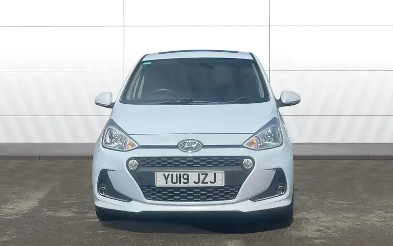 Usado Hyundai i10 Premium SE 88 HP (64 kW) 2019 Cinzento Citadino