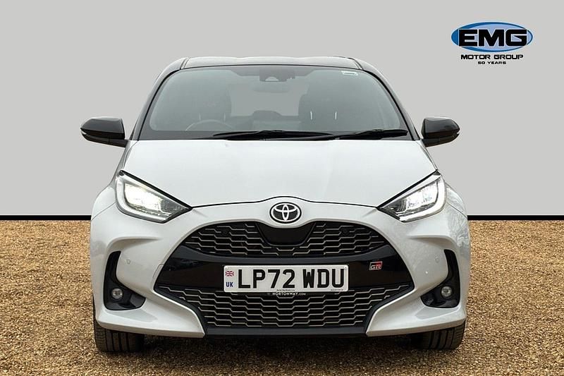 Used Toyota Yaris Sport 116 HP (85 kW) 2023 Grey Hatchback