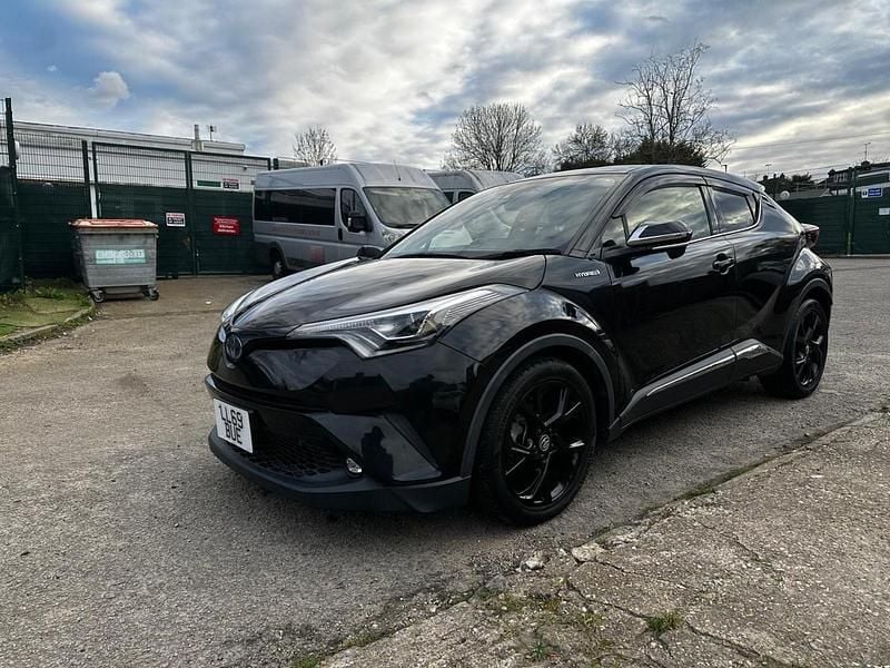 Second-hand Toyota C-HR 2019 Negru SUV