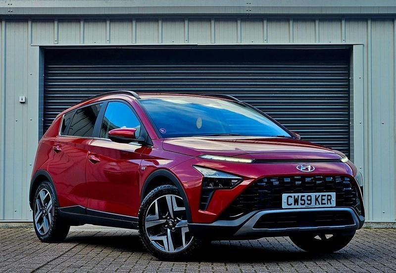 Begagnad Hyundai Bayon Premium 100 HK (73 kW) 2022 Röd SUV