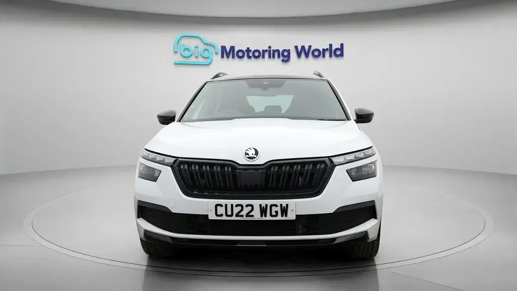 Used Skoda Kamiq Monte Carlo 150 HP (110 kW) 2022 White SUV