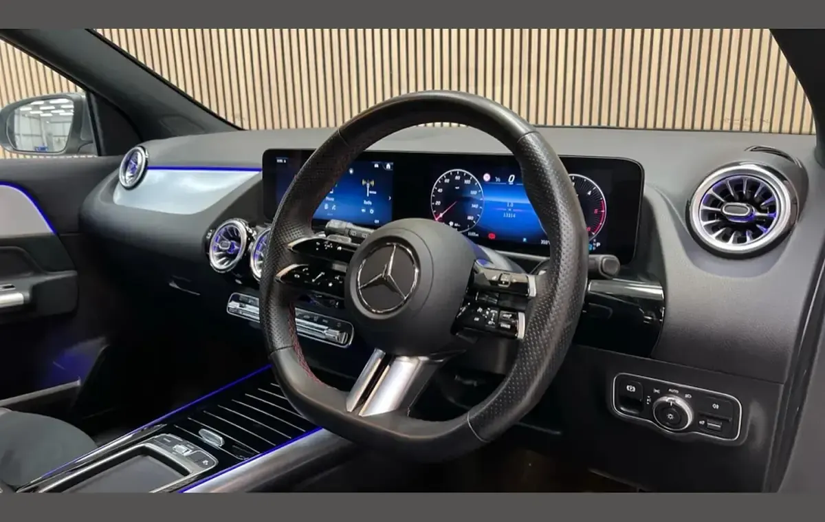 Used Mercedes GLA220 AMG Line Premium 190 HP (139 kW) 2024 Grey SUV