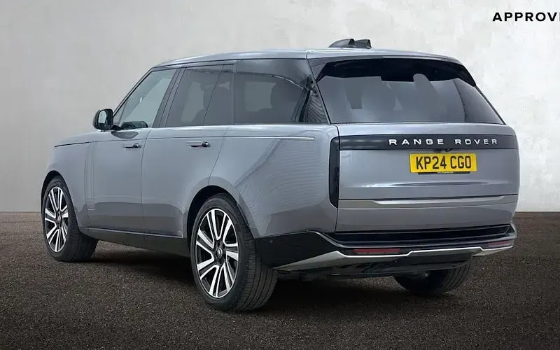 Used Land Rover Range Rover HSE 300 HP (220 kW) 2026 SUV