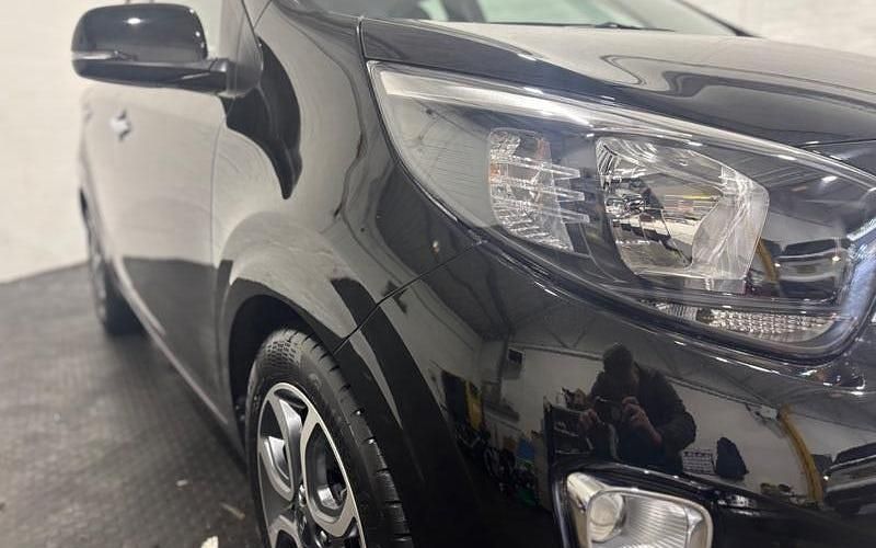 Used Kia Picanto 67 HP (49 kW) 2023 Black Hatchback