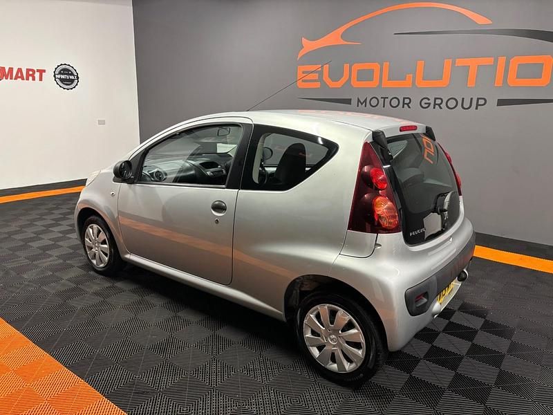 Used Peugeot 107 Access 2013 Silver Hatchback
