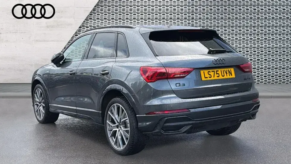 Used Audi Q3 Black Edition 150 HP (110 kW) 2025 Grey SUV