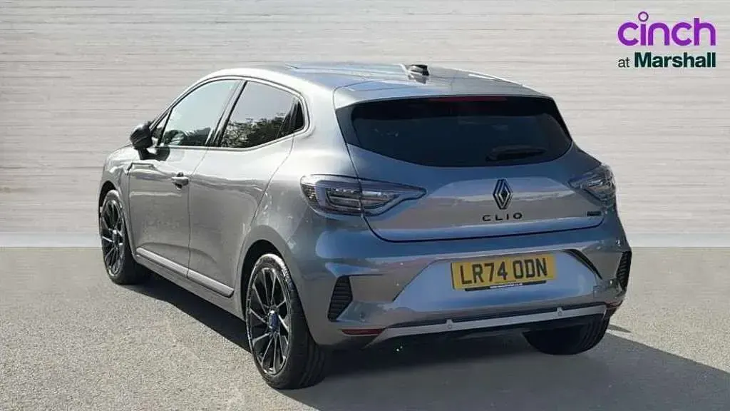 Used Renault Clio V Esprit Alpine 143 HP (105 kW) 2024 Grey Hatchback