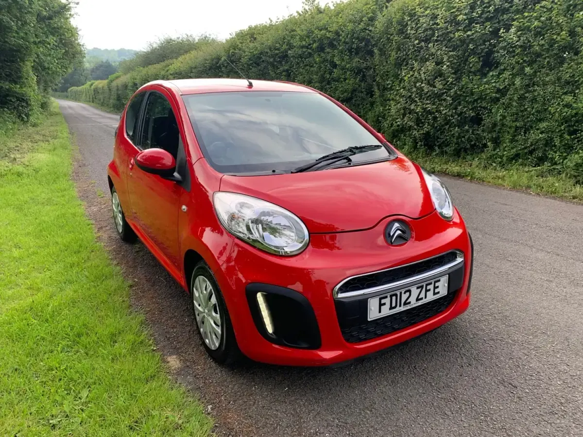 Usado Citroën C1 VTR Sport 68 HP (50 kW) 2012 Vermelho Citadino