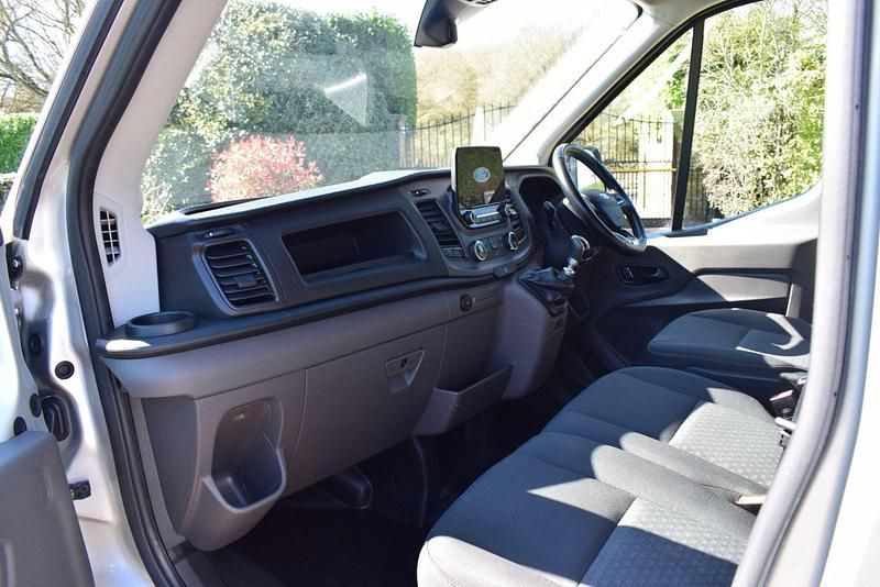 Used Ford Transit Trend 130 HP (95 kW) 2022 Silver Van