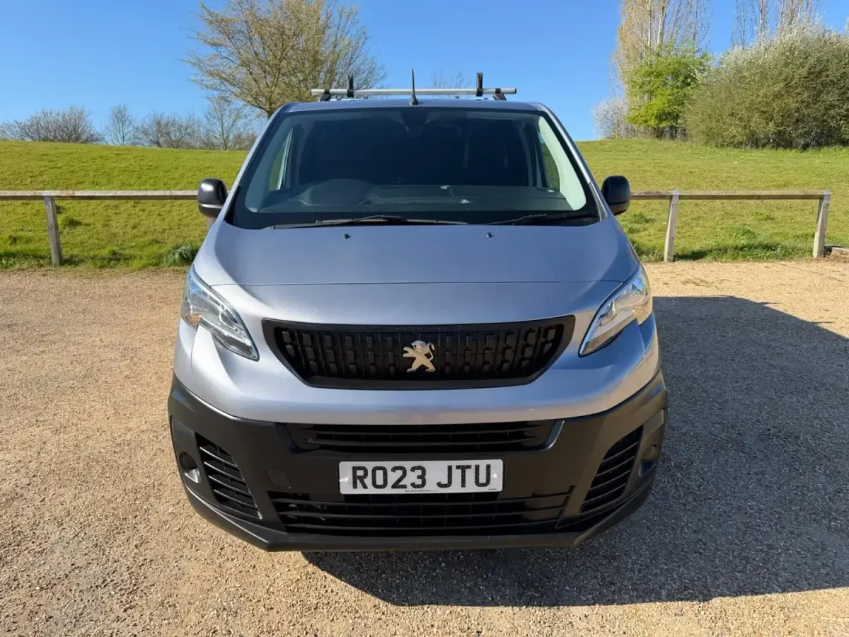 Second-hand Peugeot Expert Premium 2023 Gri Van