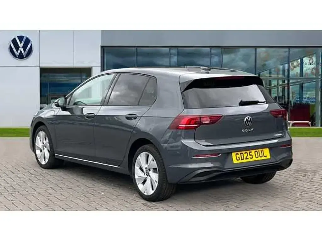 Used VW Golf VIII 204 HP (150 kW) 2025