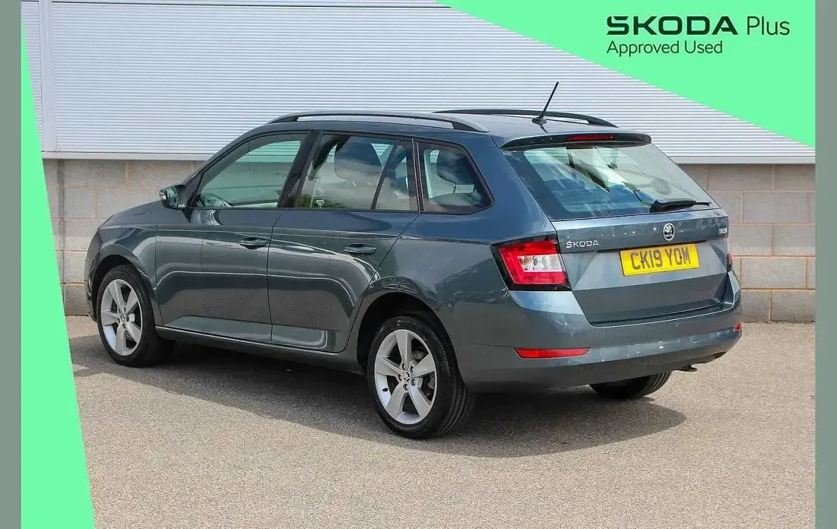 Used Skoda 110 R SE L 108 HP (79 kW) 2019 Grey Estate