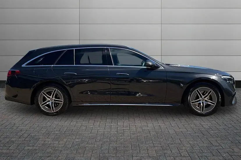 Used Mercedes E200 AMG line 223 HP (164 kW) 2025 Grey Estate